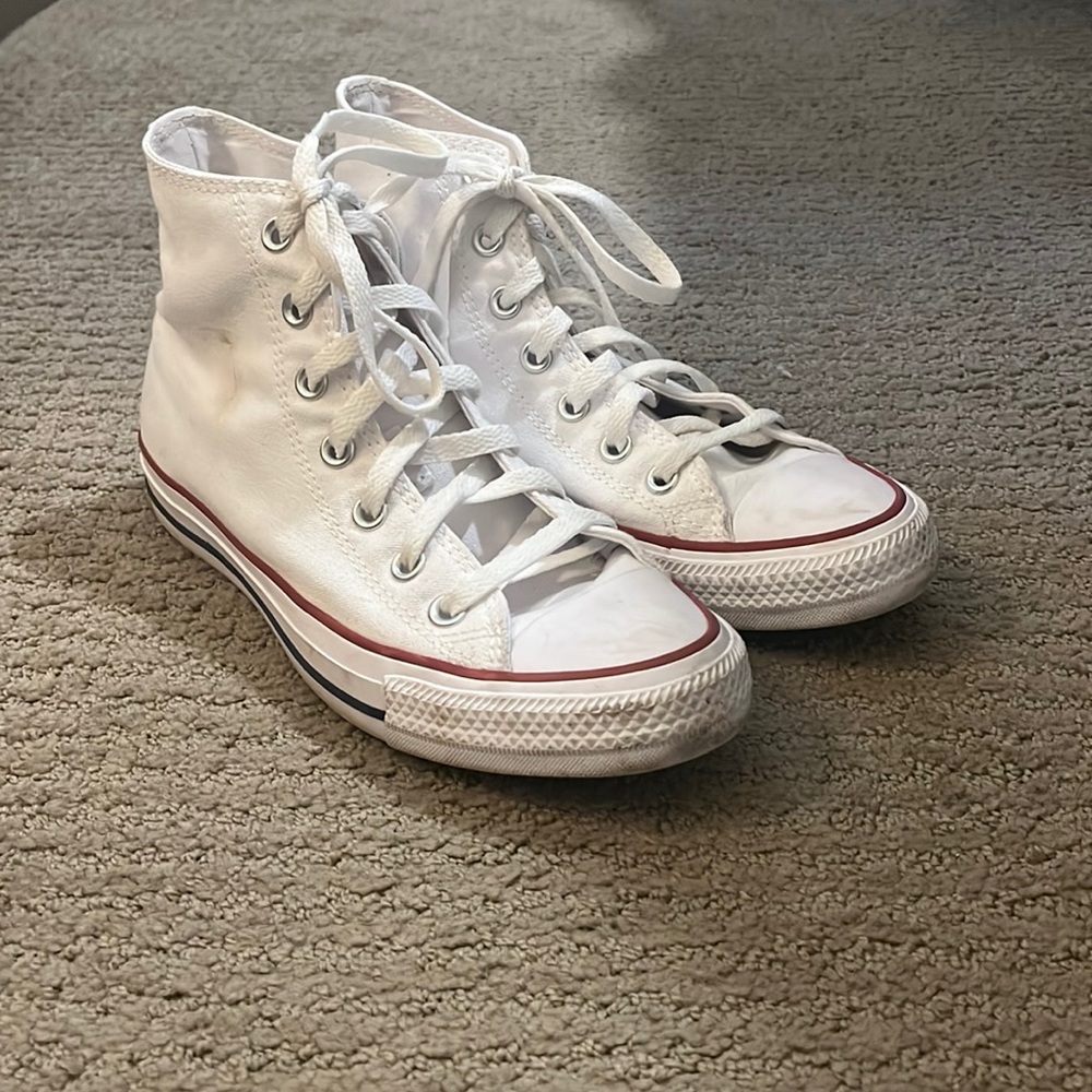 Converse all star high tops white EUC size 8